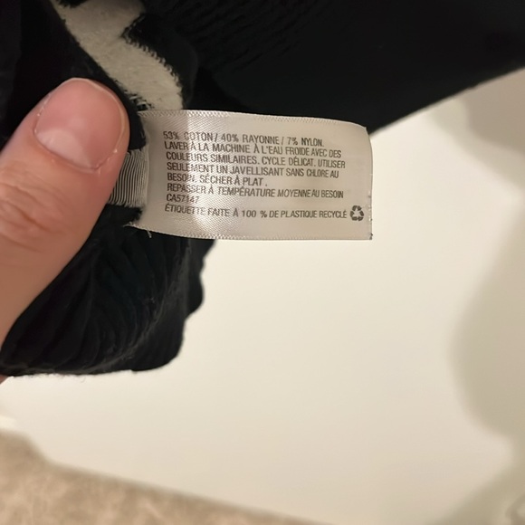 Merona Large Black and white Geometric Sweater - Picture 5 of 9